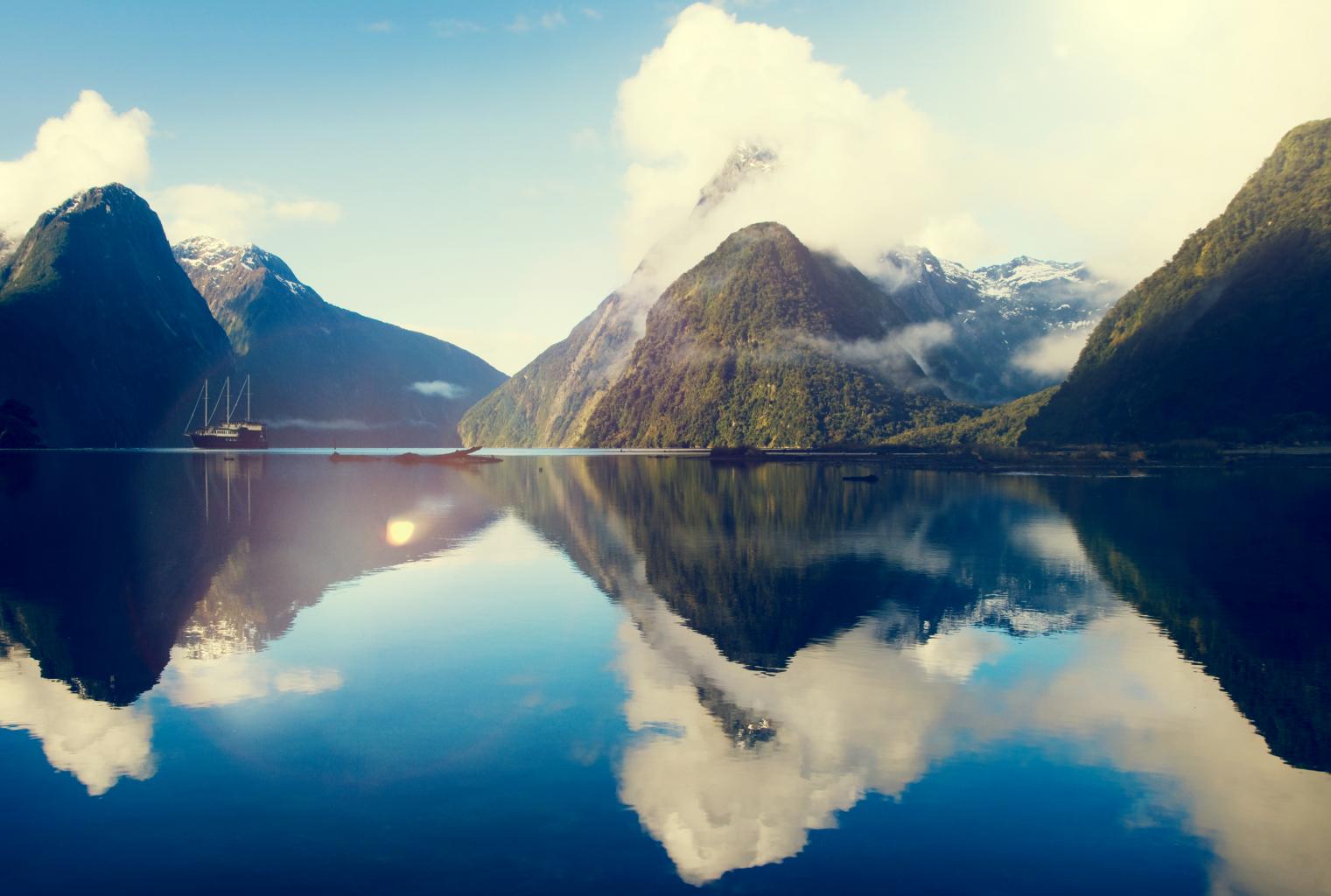 Image Milford Sound
